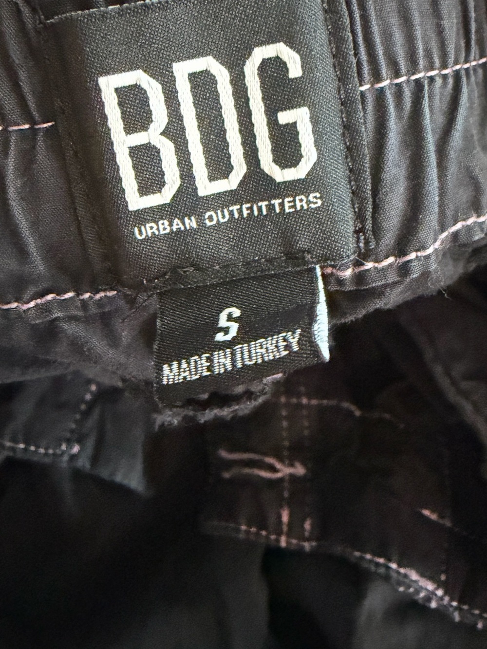 BDG Urban Outfitters Black Contrast Stitch Low Rise Baggy Cargo - Picture 9 of 11